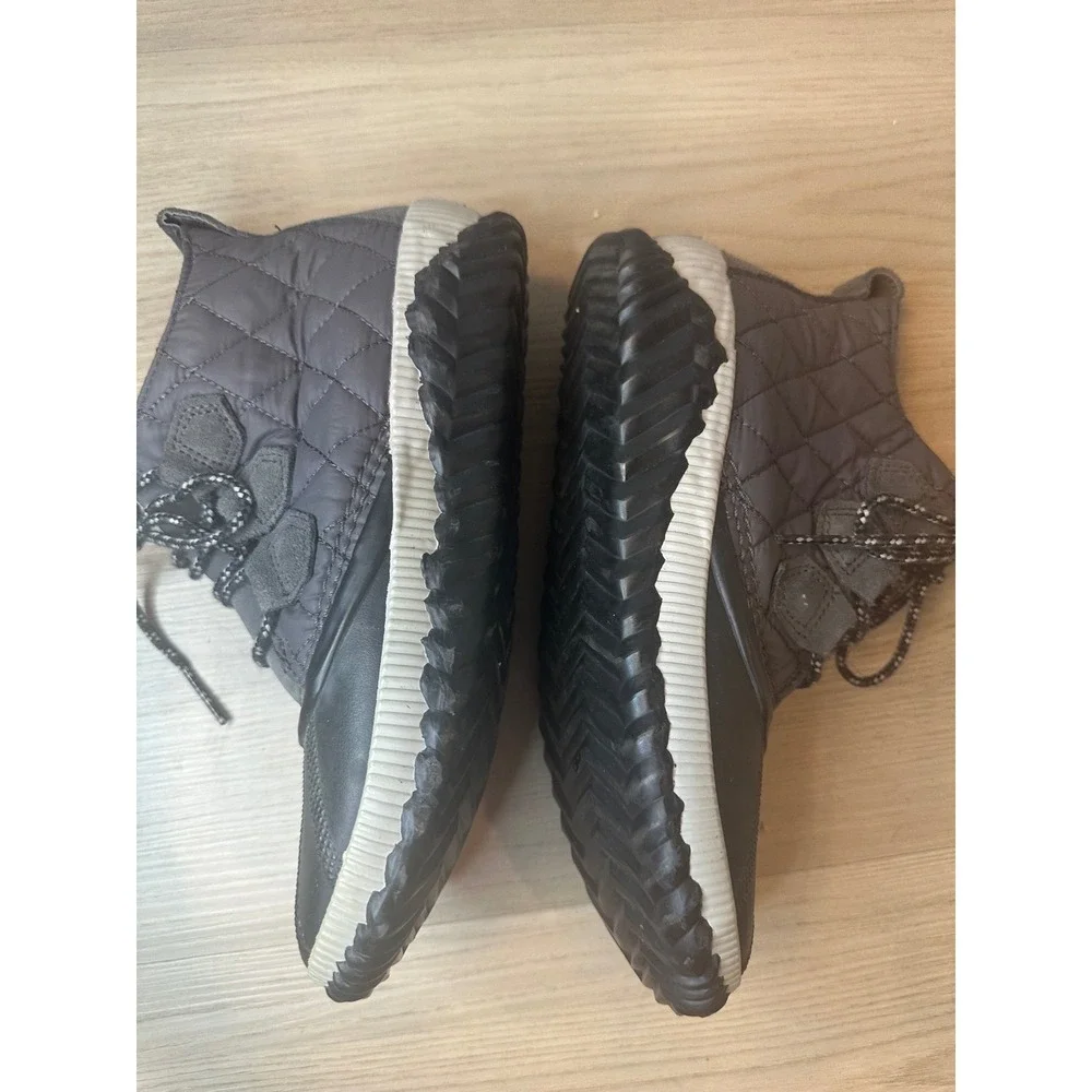 Sorel Out N About Plus Quilted Waterproof Duck Boots Grey Black Women 7.5